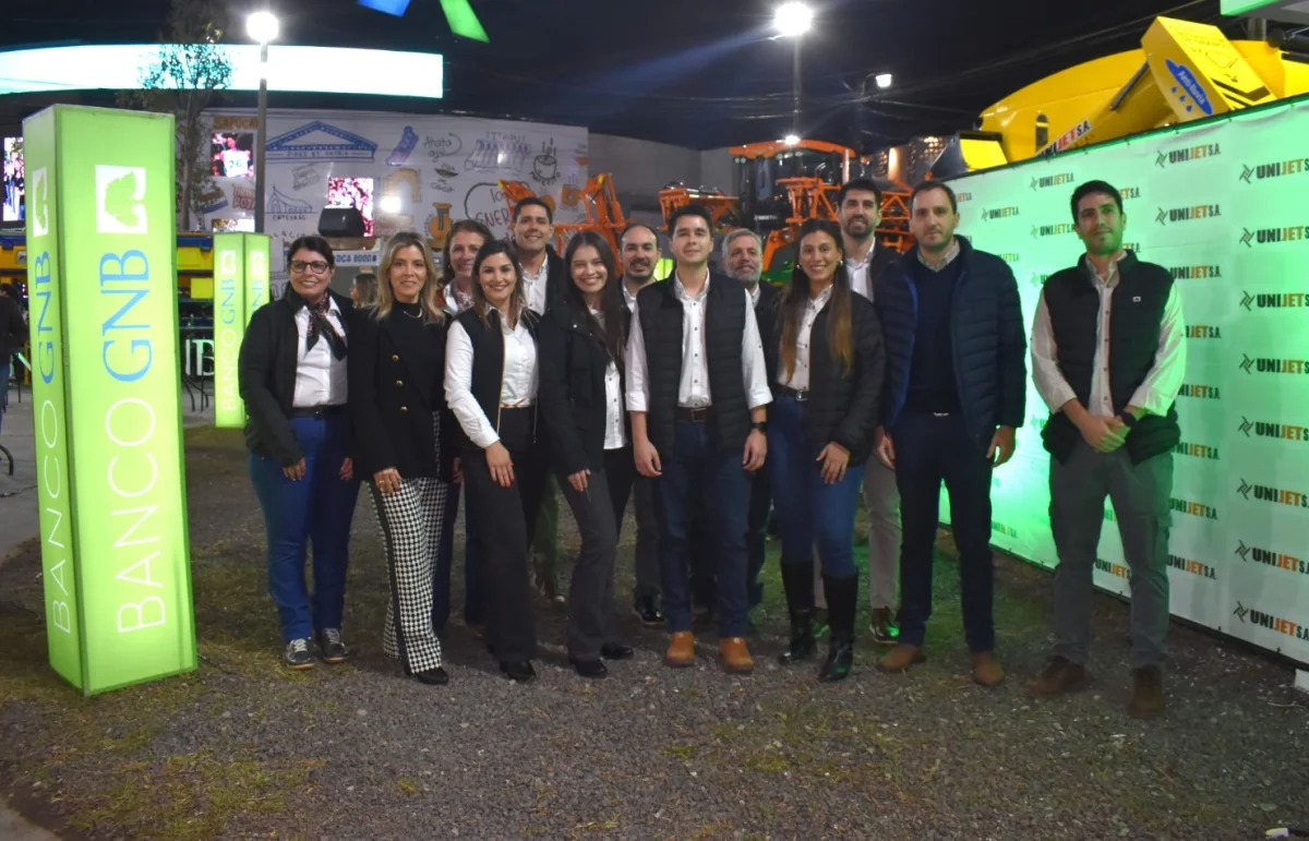 Banco GNB y Unijet fortalecen su alianza en Expo Paraguay con una apuesta al financiamiento del sector productivo
