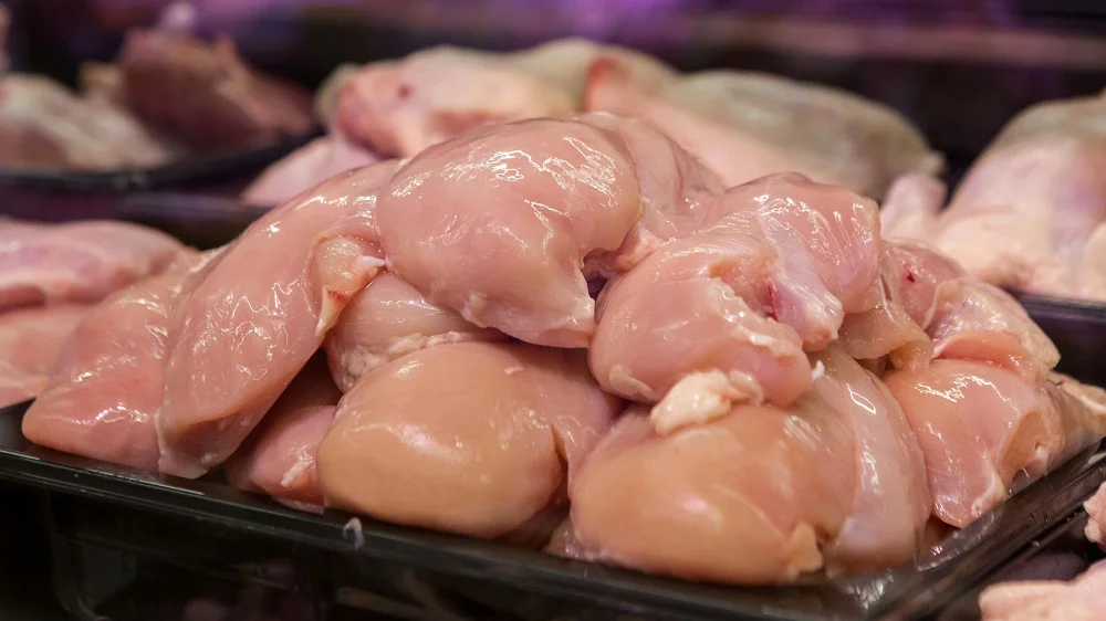 Emiratos Árabes Unidos abre su mercado a la carne aviar paraguaya