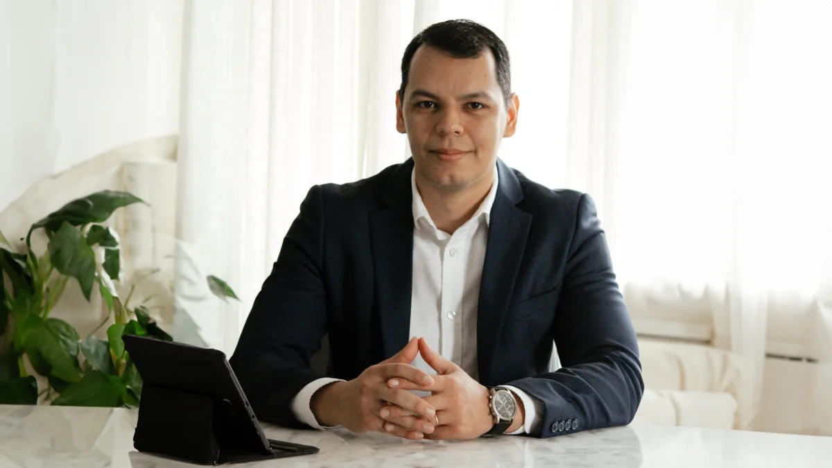 Garicoche advirtió un posible rebote del dólar: “Paraguay es de los pocos países que siguen a la baja”