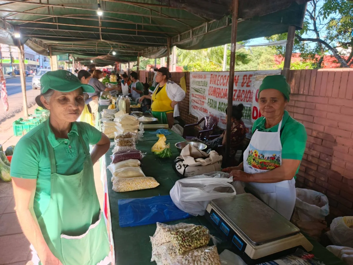 La agricultura familiar ofrece lo mejor de su  producción en ferias de fin de año