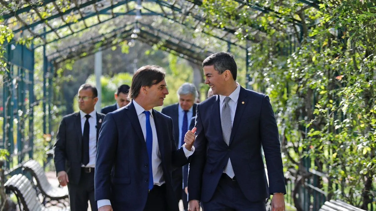 Peña y Lacalle Pou en encuentro clave del agro en Santa Rita por los 10 años de alianza entre Sul América y Proquimur